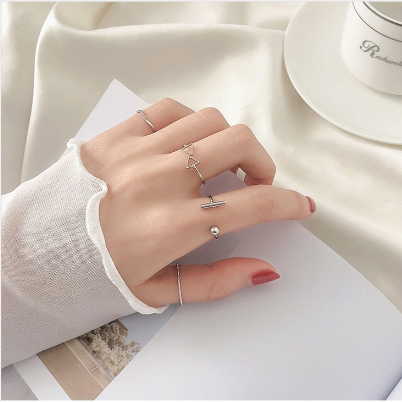 Bộ 4 Nhẫn Đeo Tay Thiết Kế Đơn Giản Phong Cách Hàn Quốc