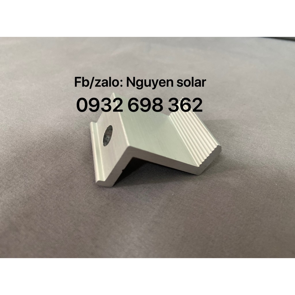 Pát Kẹp Cuối Tấm Pin Năng Lượng Mặt Trời Sân Vườn_Nhôm NK_Bát Kẹp Biên_Kẹp Z Solar _Kích Thước 35-40 mm
