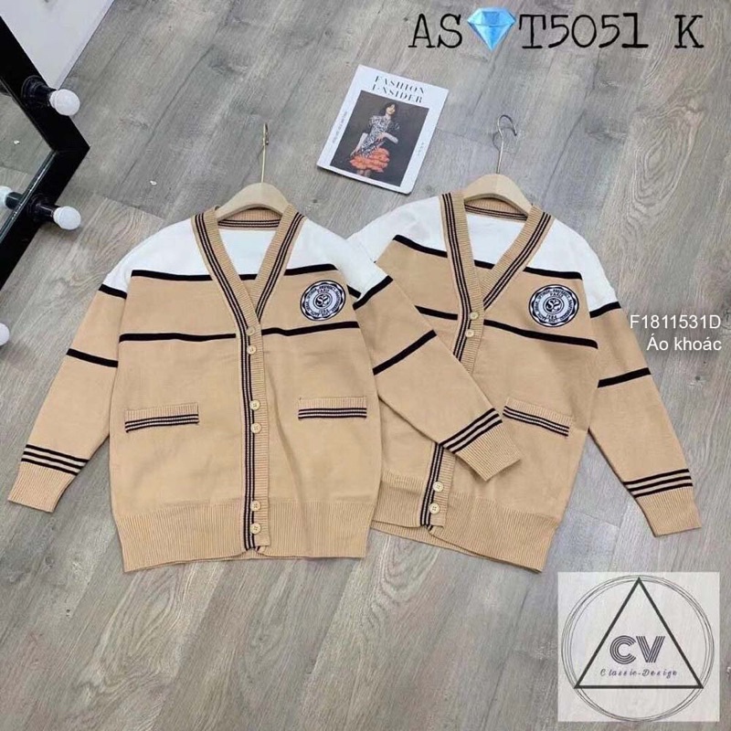Áo khoát len phối viền