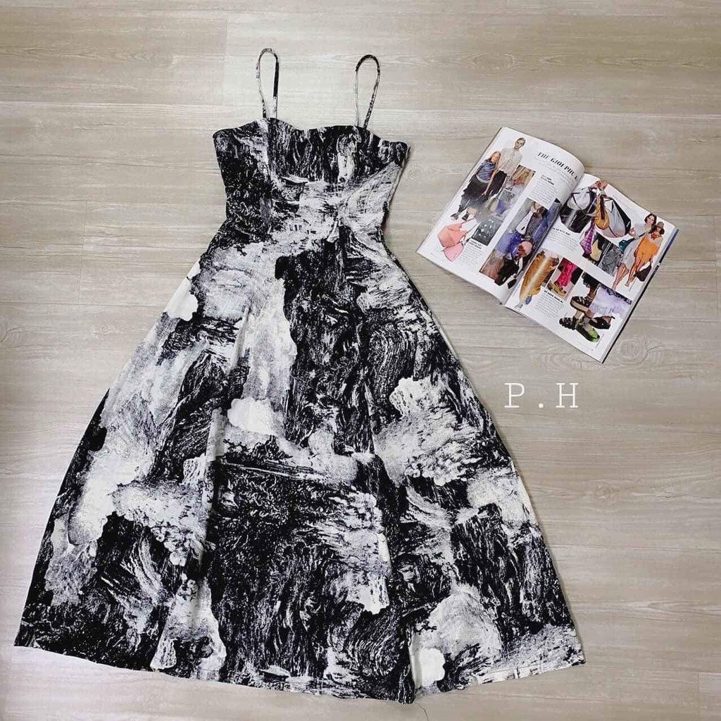 váy 2 dây loang dáng xòe lạ mắt