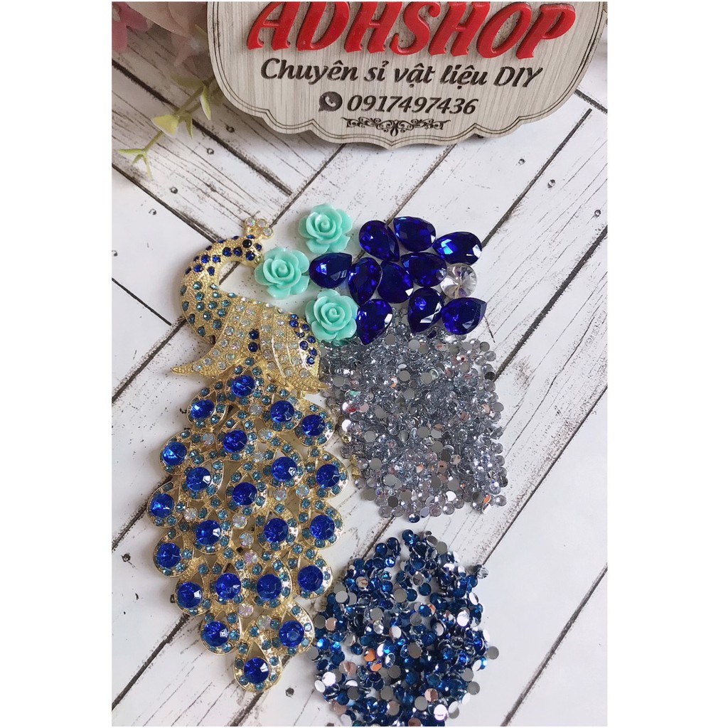 Set Trang Trí Ốp Lưng Mẫu Chim Công