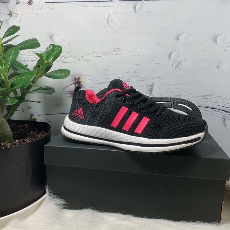 Giày thể thao nữ êm nhẹ 469