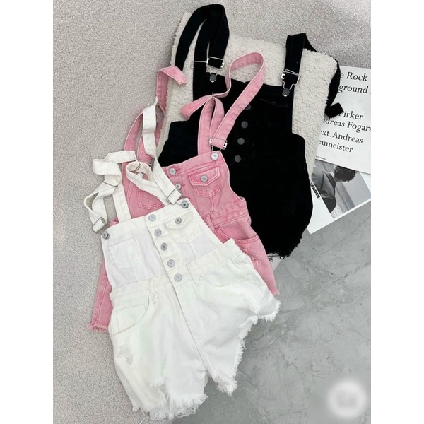 Yếm dây bò rách