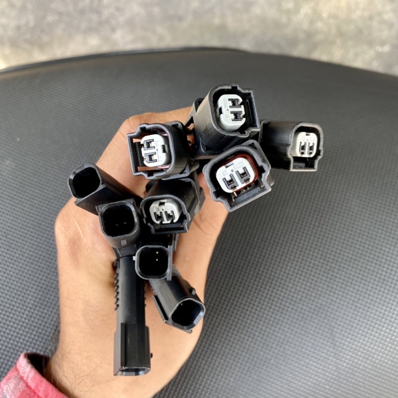 Giắc Chuyển Kim Phun