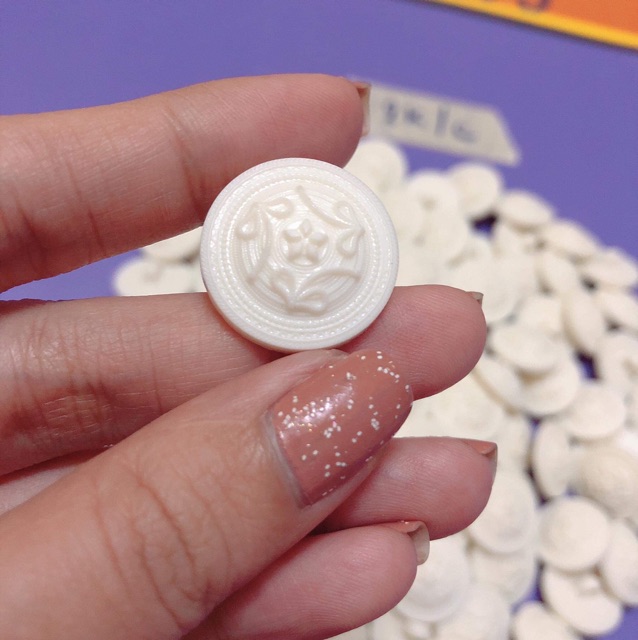 5 Nút áo, cúc áo, khuy áo trắng hoa sữa