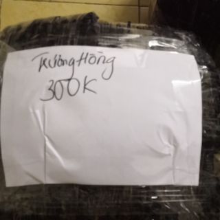 Quần áo của chị Trương Hồng
