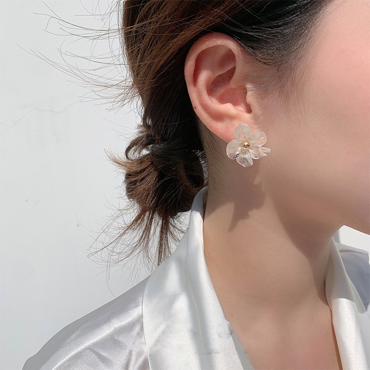 BÔNG TAI HOA CÁNH TRẮNG PHONG CÁCH NHẸ NHÀNG NỮ TÍNH - MELY 1317