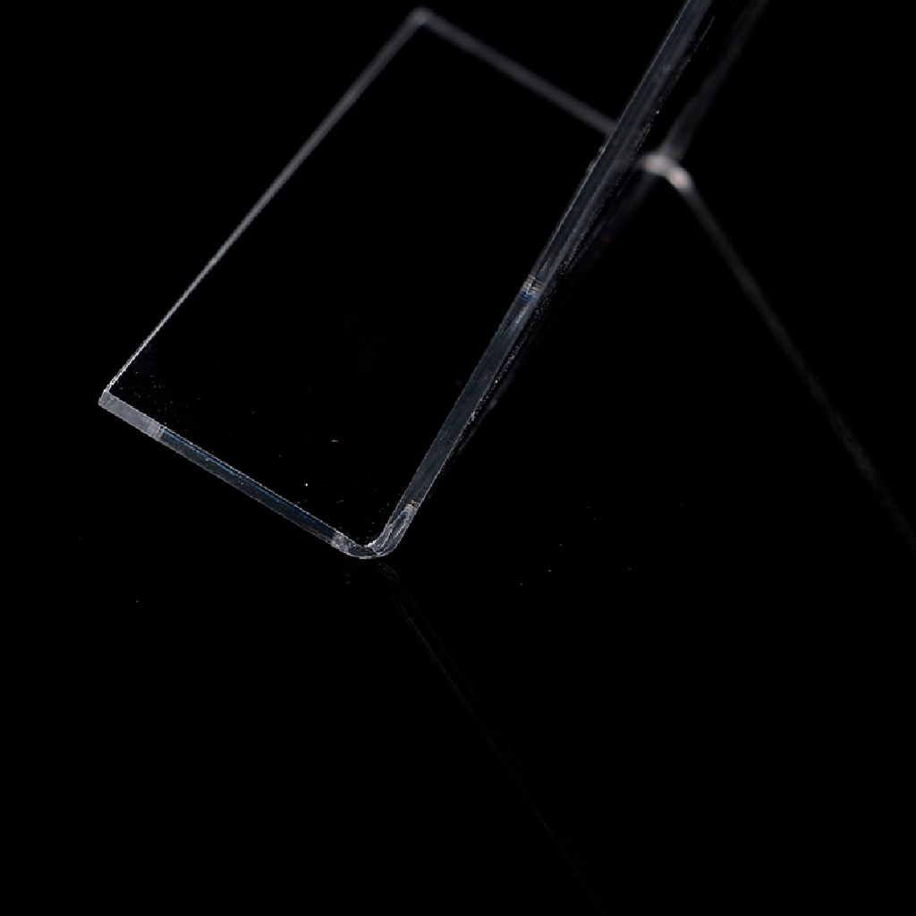 1 Giá Đỡ Sách Được Trưng Bày Bởi