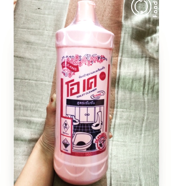 Nước tẩy toilet và men sứ Thái 960ml