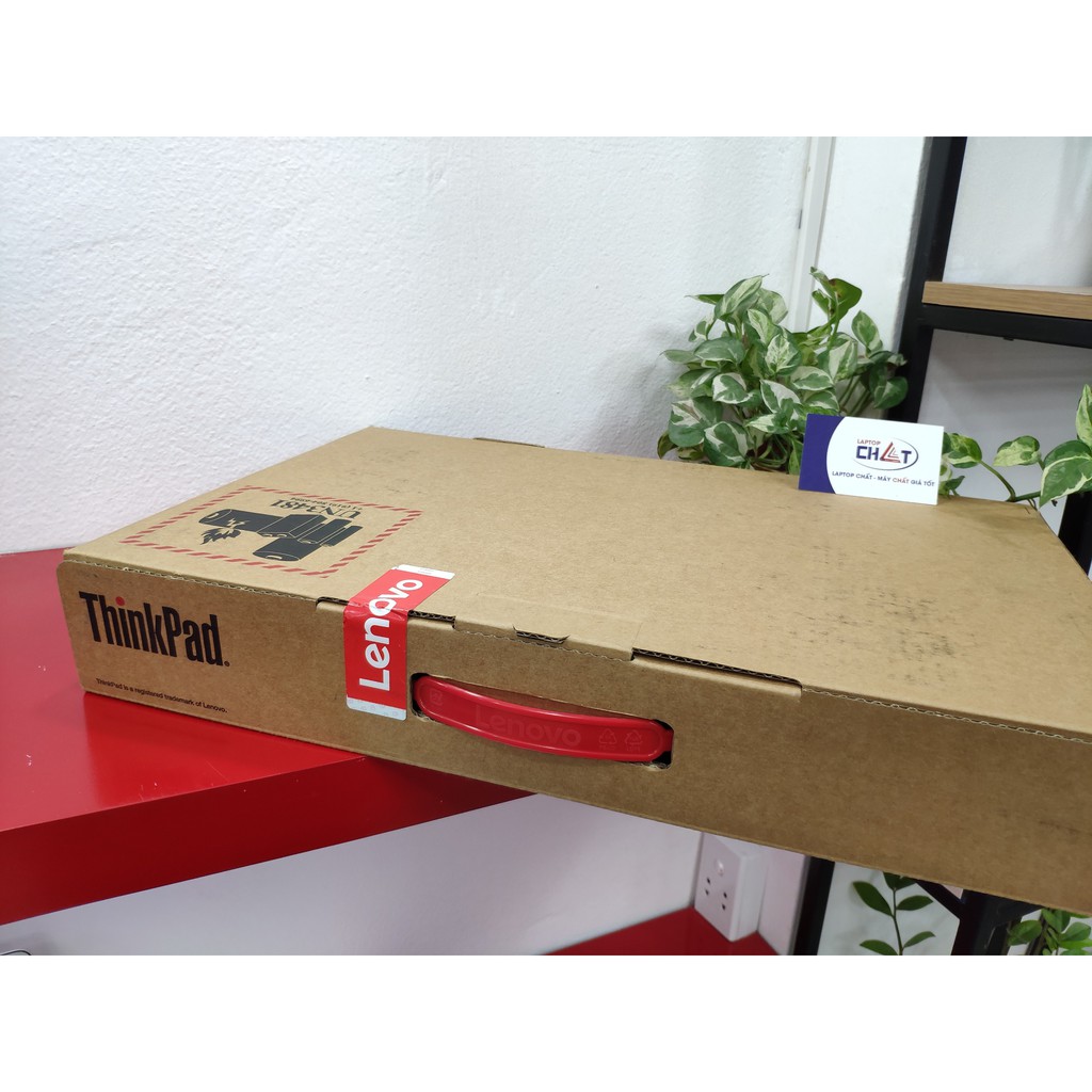 Lenovo Thinkpad P1 Gen 1 core i7-8850H, 8GB, SSD 256GB, P1000, 15.6 inch FHD New-Laptop Chất