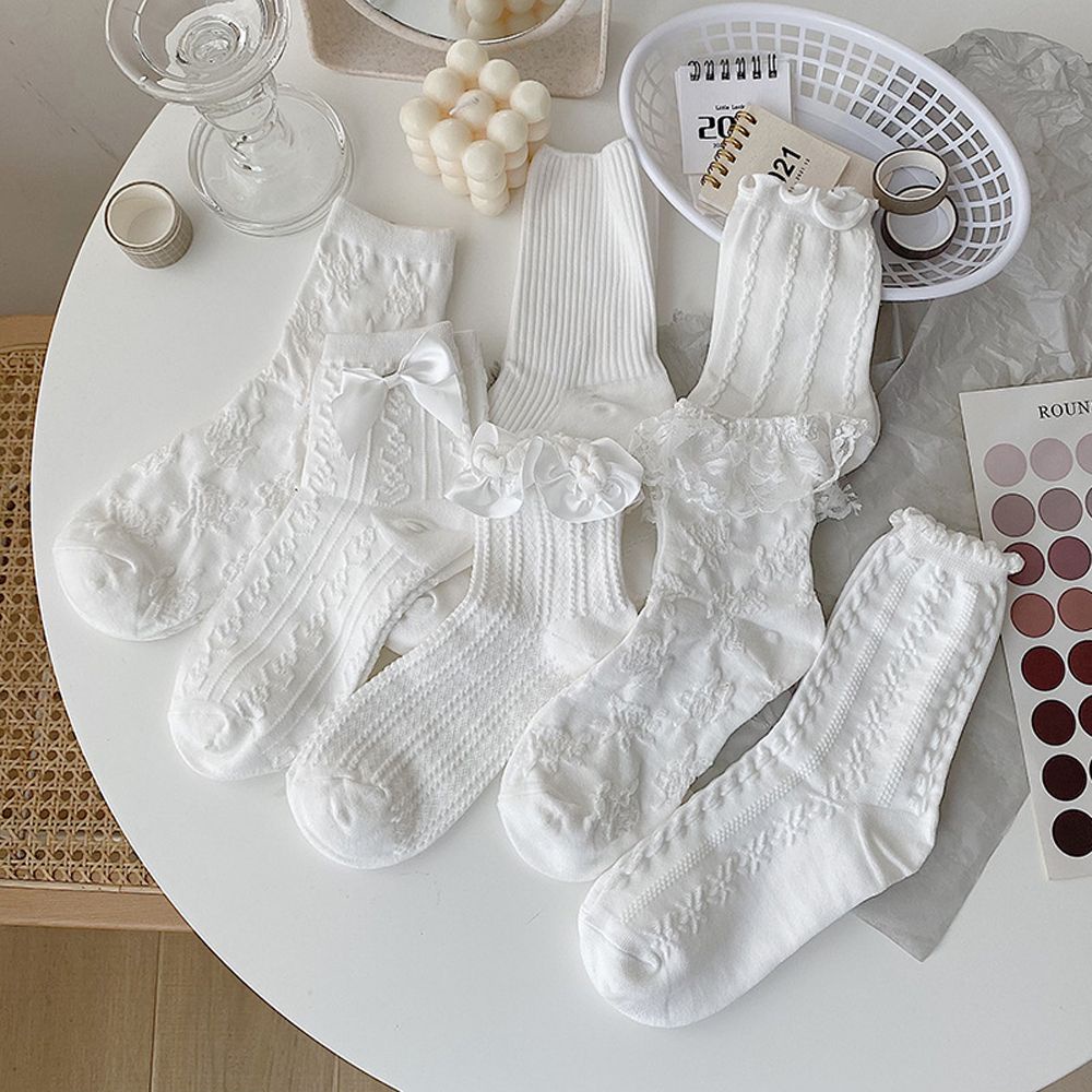 Đôi Vớ Cotton Màu Trắng Phối Ren Thắt Nơ Dễ Thương Dành Cho Nữ