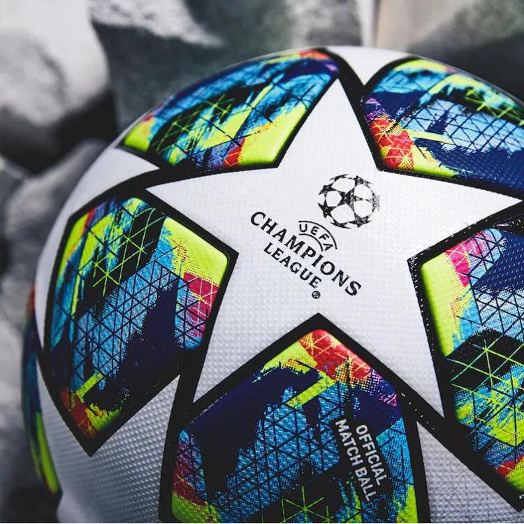 Adidas Adidas 19-20 Champions League small fat brother stage group in accordance with Standard No.5 ball DY2560