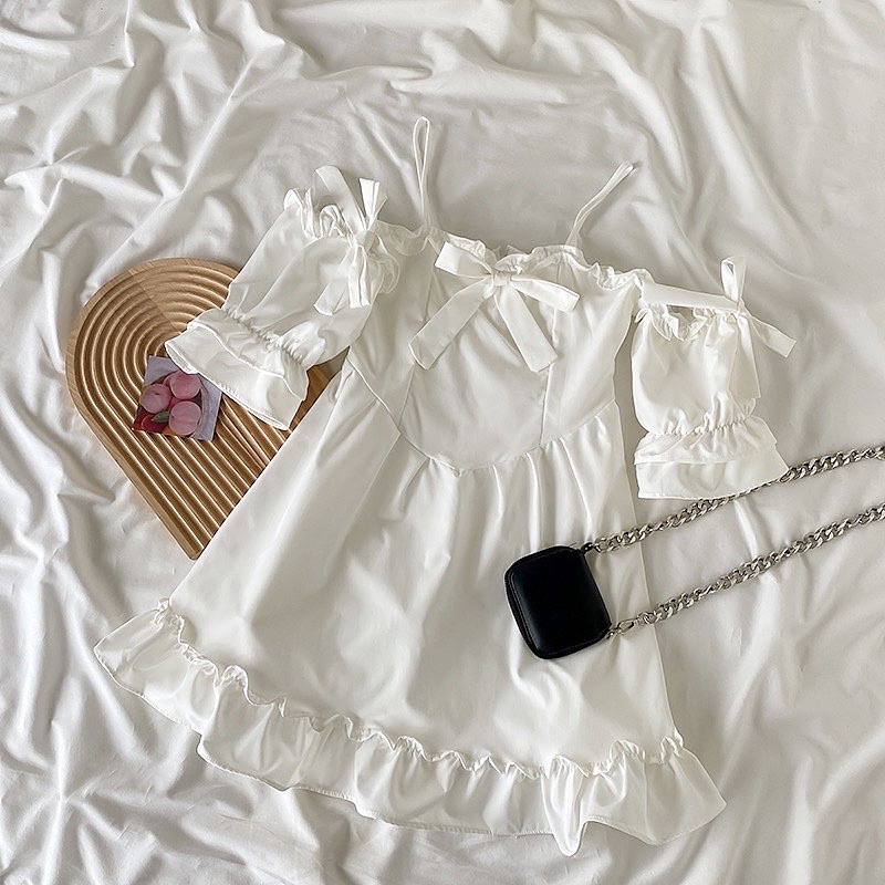 Yumi Dress - Đầm trắng tụt vai bung xoè cực xinh