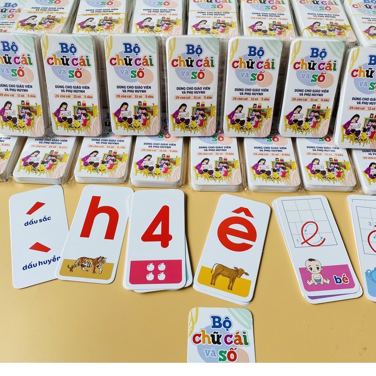 Bộ thẻ học chữ cái 42 Thẻ Học Nhận Biết Chữ Cái Và Số Đếm