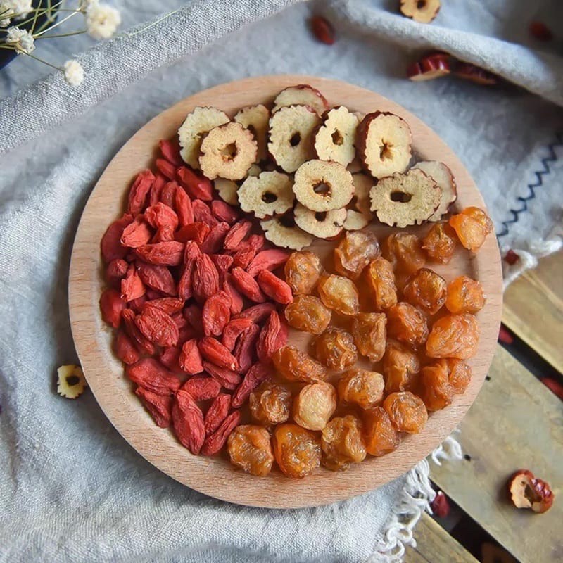 TRÀ KỶ TỬ - LONG NHÃN - TÁO ĐỎ LÁT