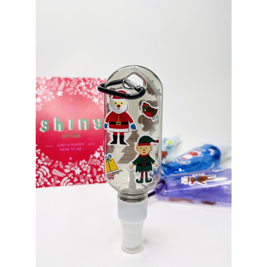 Bình xịt bầu dục 50ml tặng kèm sticker noel và móc treo tiện dụng