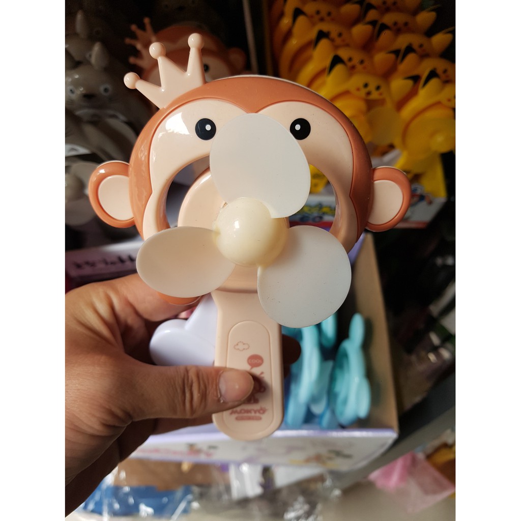 Quạt MINI cầm bóp tay dáng các nhân vật hoạt hình nổi tiếng