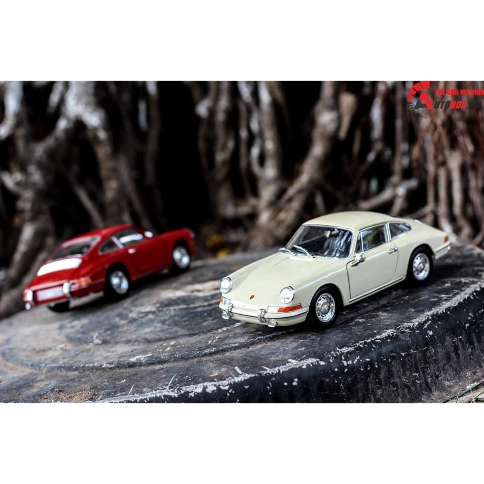 Mô hình xe 1974 Porsche 911 Turbo 1:24 Welly