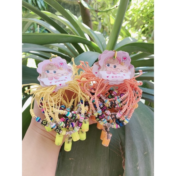 Vòng tay màu sắc