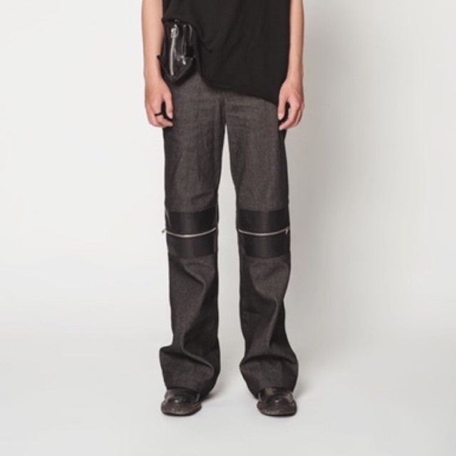 #roiworkshop Open-Knee Flared Denim Pants - Quần Ống Loe Denim