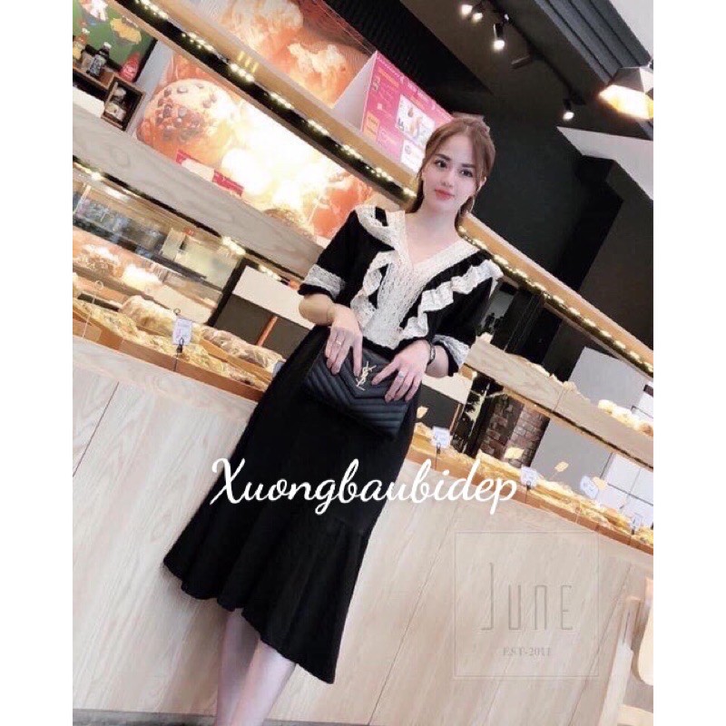 Váy bầu cổ ren bèo ngực chất kate thái loại đẹp mềm mịn V229