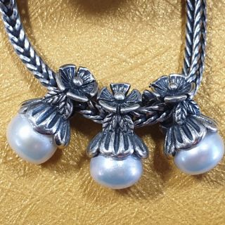 Charm bạc 925 hoa đính hạt trai thật