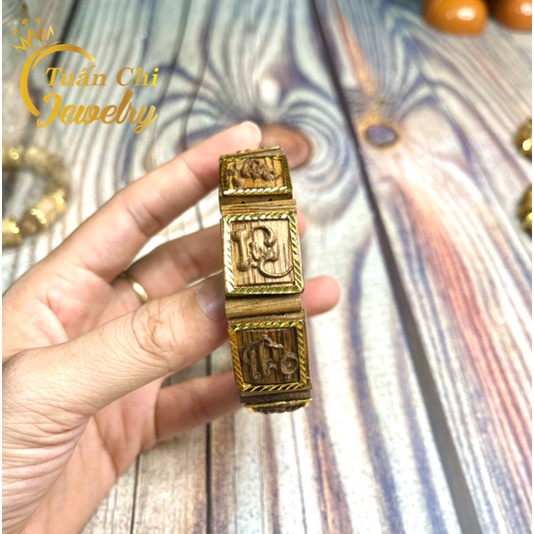 Vòng Tay Trầm Hương Nam ⚡𝐌𝐀̂̃𝐔 𝐌𝐎̛́𝐈 𝐍𝐇𝐀̂́𝐓⚡ Vòng Gỗ Phong Thủy Cao Cấp Khắc Chữ PHÚC- LỘC- THỌ sang trọng, tinh tế