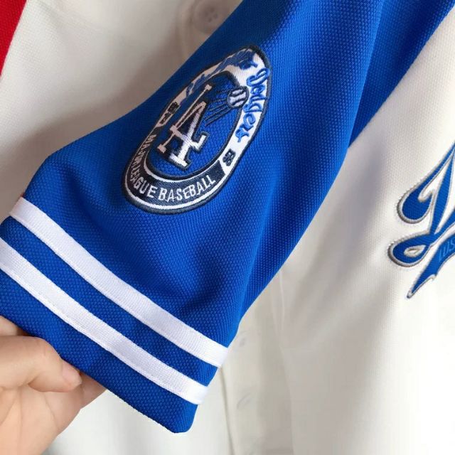 Áo ngắn tay thể thao