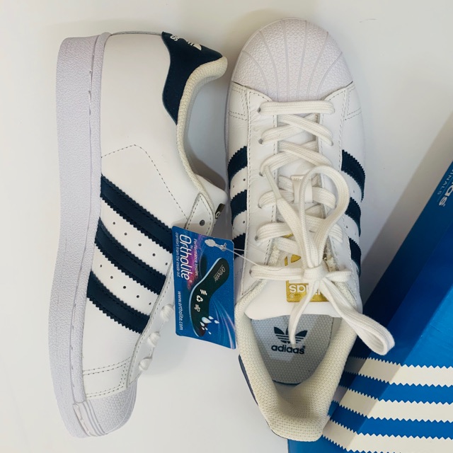 Giày Adidas UK