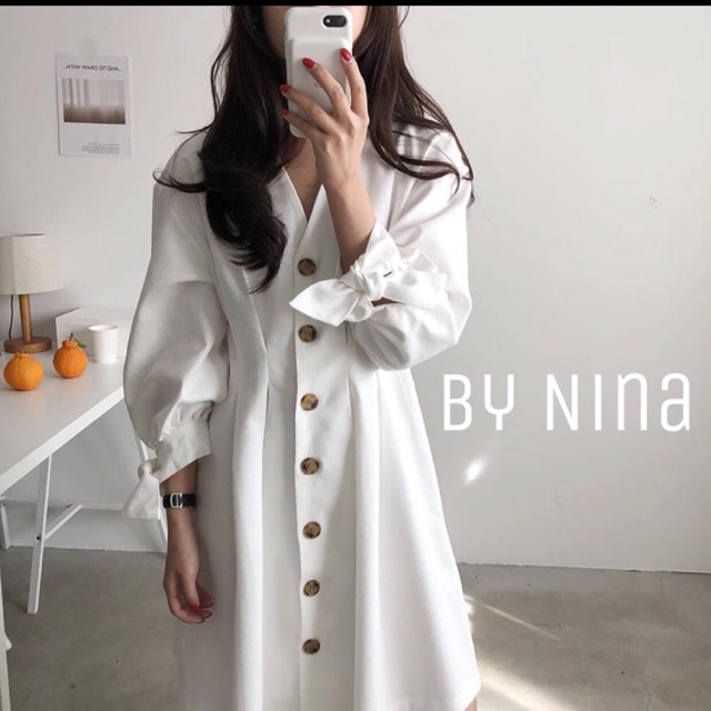 Váy trắng tay bồng Korea