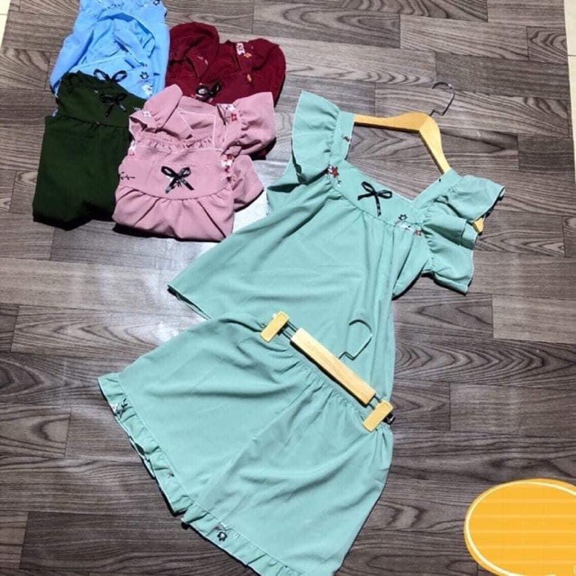 Bộ kate lụa tay cánh dơi | BigBuy360 - bigbuy360.vn