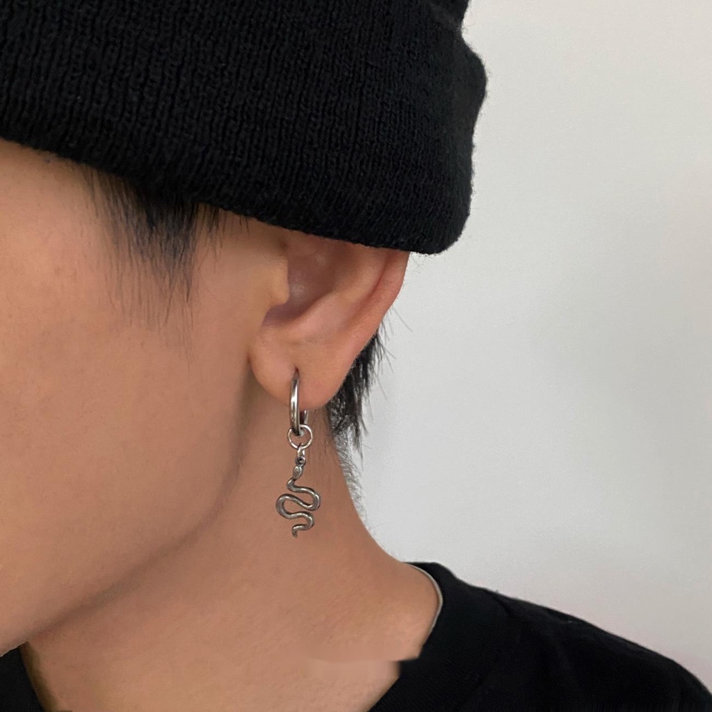 Khuyên Tai Thép Titan Không Cần Xỏ Lỗ Thiết Kế Hình Rắn Phong Cách Hip Hop Mới Cho Nam