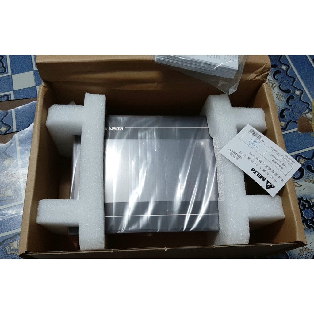 Màn hình cảm ứng HMI Delta DOP-107BV