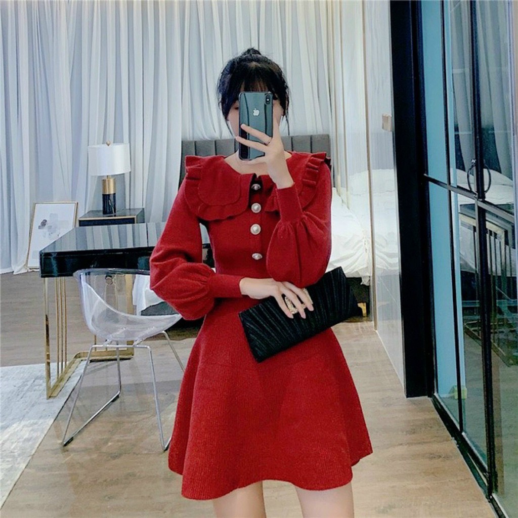 Đầm Len Gân Cổ Thủy Thủ Nút Cườm Xinh Xinh 2 Màu Đen Đỏ So hot 1434