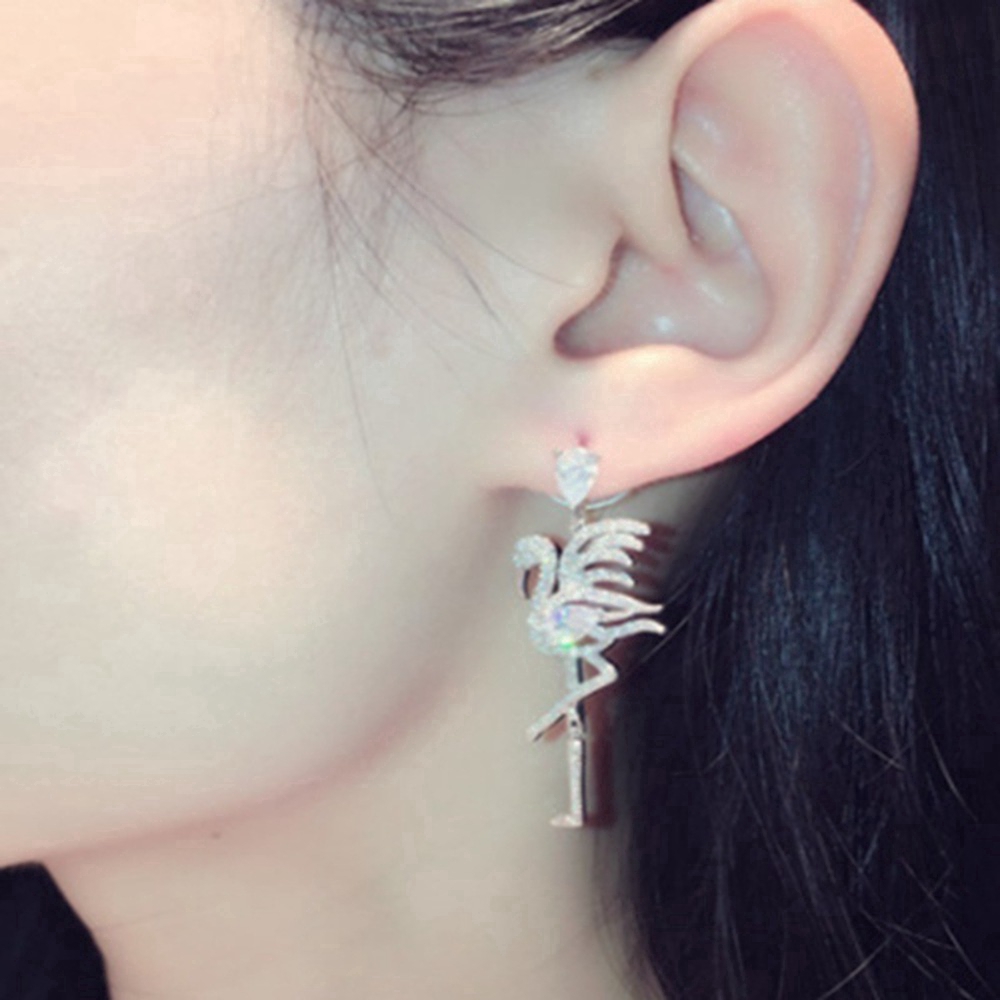Ladies Style Single Foot Stand Flamingo Anting,es Keluar Flamingo Anting Perhiasan