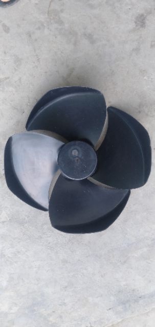 Cánh quạt hơi nước size 32-33cm trục 8 -12 quay ngược quay thuận