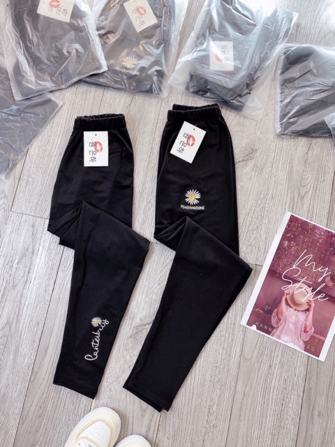 QUẦN LEGGING THÊU HOA CÚC HOT HIT 2020 | BigBuy360 - bigbuy360.vn