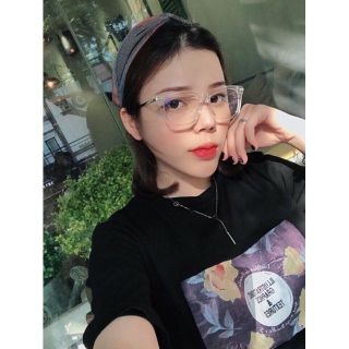 MẮT KÍNH TRONG SUỐT GỌNG KIM LOẠI SANG CHẢNH