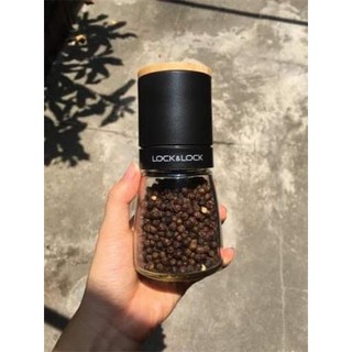 Dụng cụ xay tiêu lưỡi sứ Lock&Lock