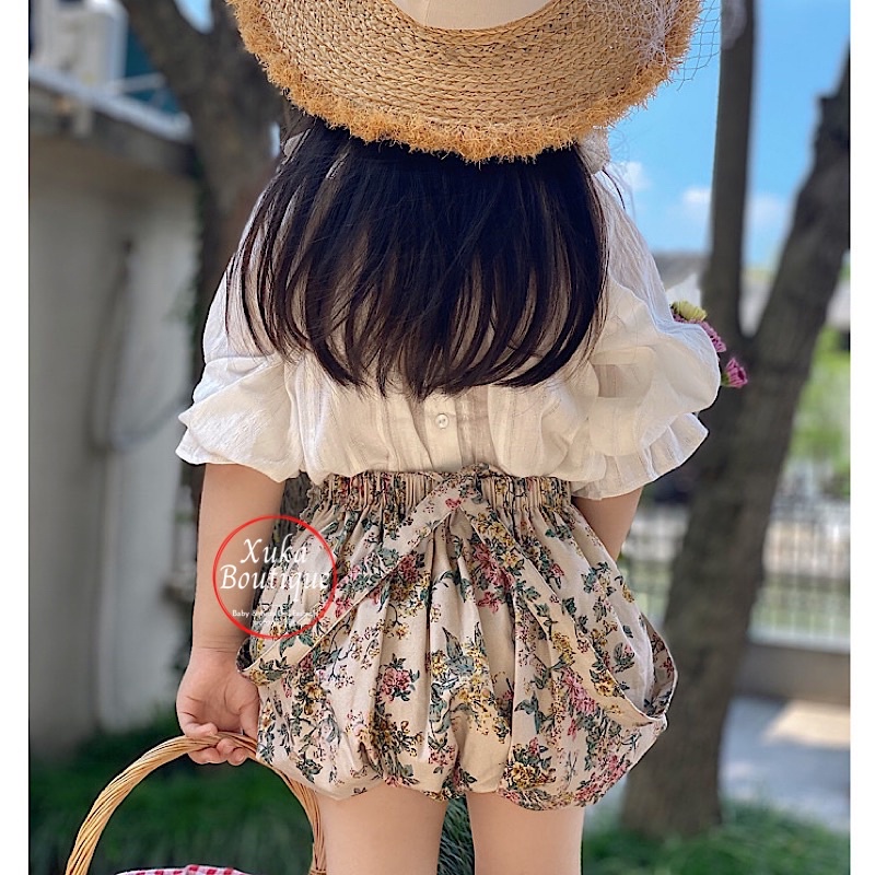 Quần Yếm Hoa Bé Gái Áo Sơ Mi Trắng Dài Tay SOFT COTTON Cao Cấp 2022