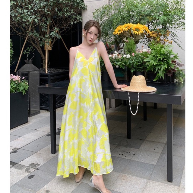 VÁY ĐẦM MAXI 2 DÂY HOA VÀNG TƯƠI MÁT