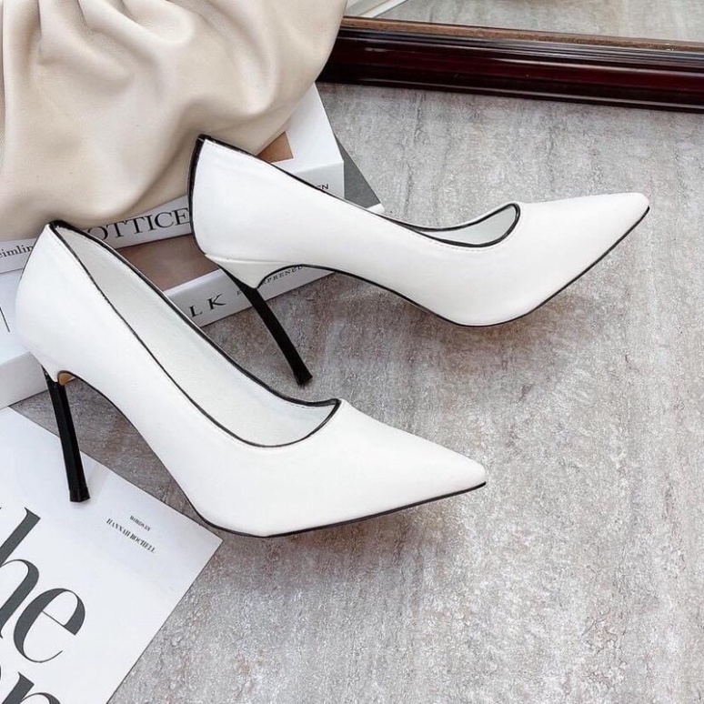 Giày cao gót viền đen cao cấp gót vát sang trọng