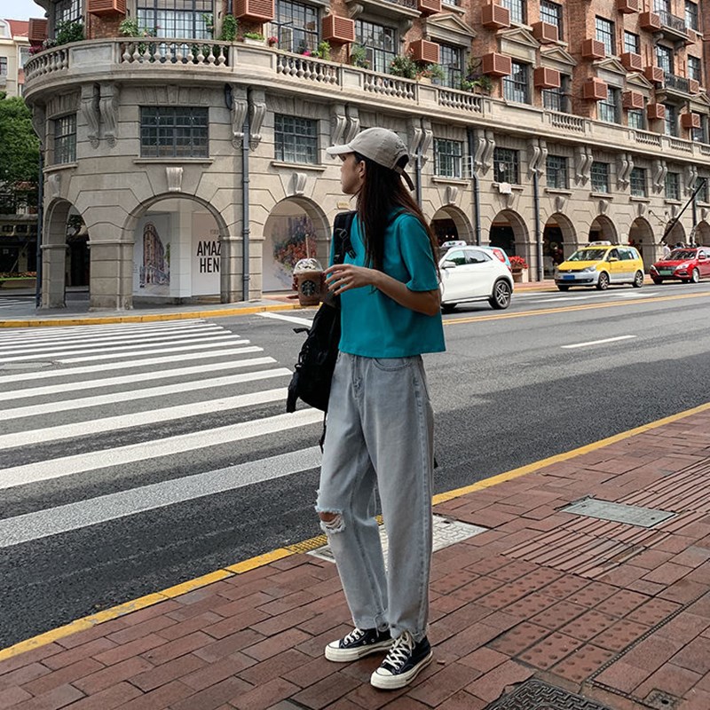 Áo Thun Tay Ngắn Màu Trơn Thiết Kế Đơn Giản Hợp Thời Trang