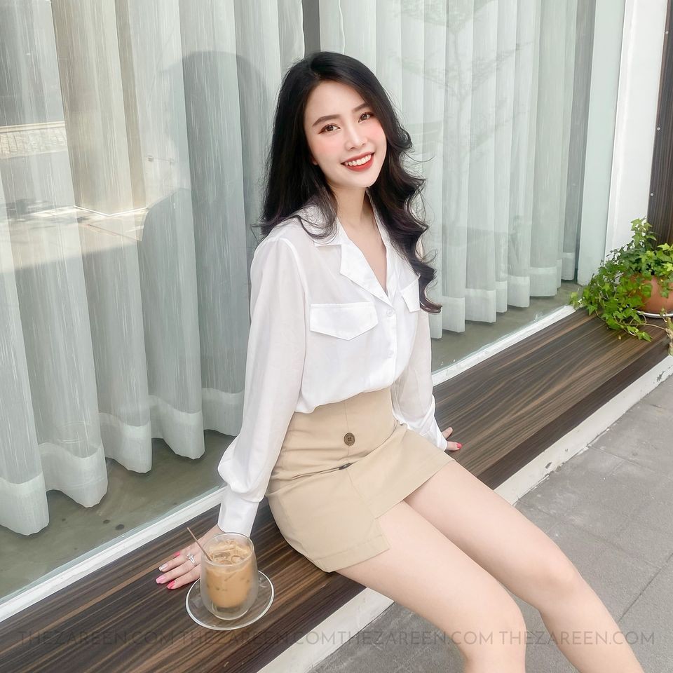 CHÂN VÁY KAKI VẠT CHÉO ĐÍNH NÚT ZAREEN VAA24 NUDE | BigBuy360 - bigbuy360.vn