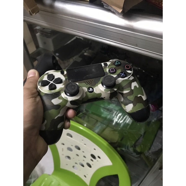Tay cầm PS4 chính hãng đã qua sử dụng