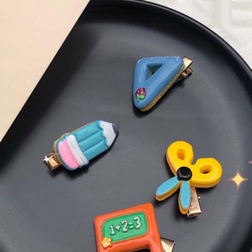 Qqmall Kẹp Tóc Hình Tam Giác Bằng Acrylic Resin Mini Phối Kẹp Cố Định Kiểu Hàn Quốc Vui Nhộn Thời Trang Cho Bé