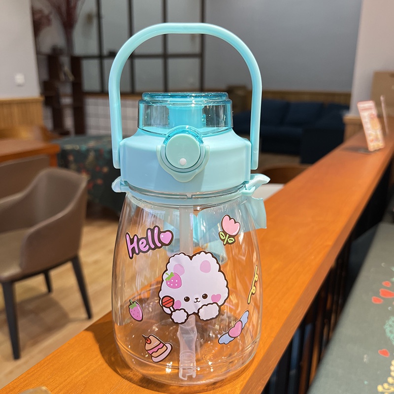 Bình nước nhựa chịu nhiệt cao dung tích lớn kèm ống hút dễ thương cho người lớn