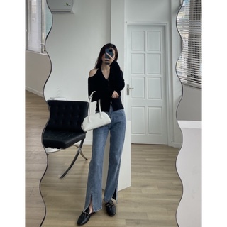 Áo len buộc cổ vancat