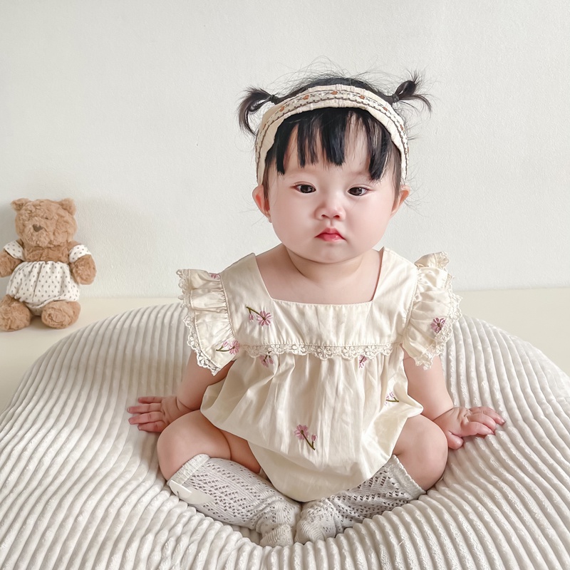 Áo Liền Quần Cổ Vuông Tay Cánh Tiên Thêu Họa Tiết Xinh Xắn Cho Bé Gái