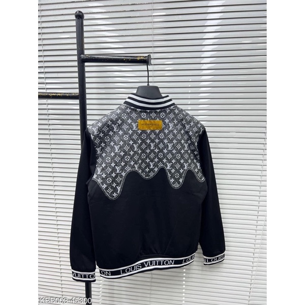 [HOT] Bomber new độc lạ
